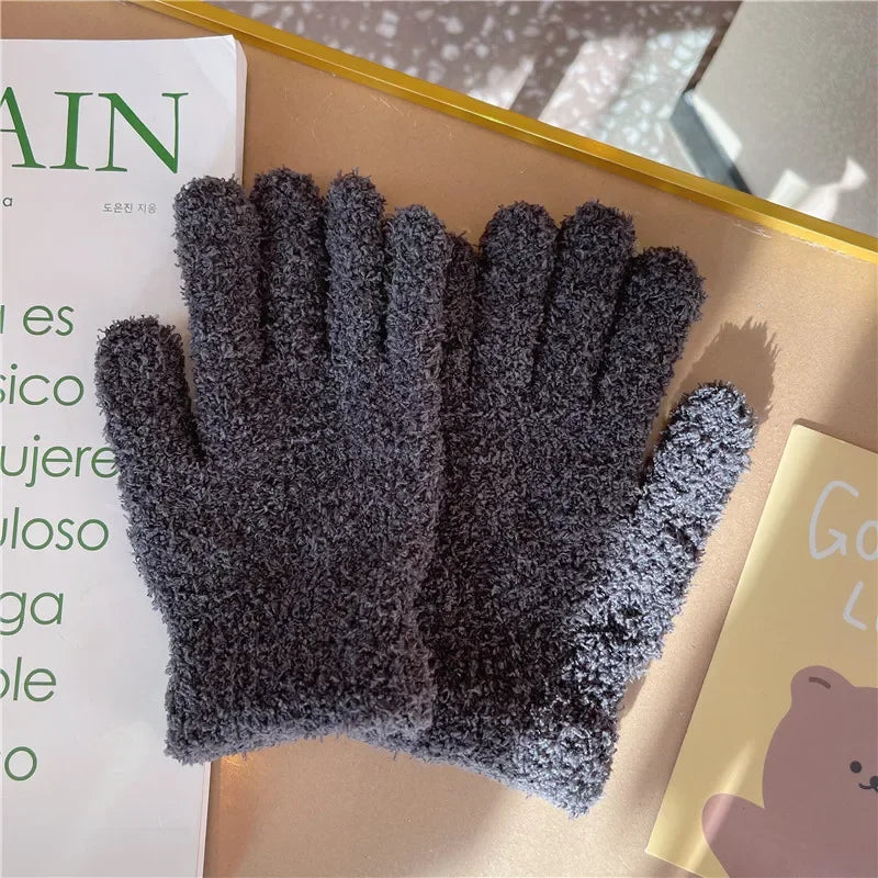 2024 New Women Winter Keep Warm Coral Velvet Solid High Elasticity Soft Knitted Gloves Cute Lovely Multicolor Windproof Mittens