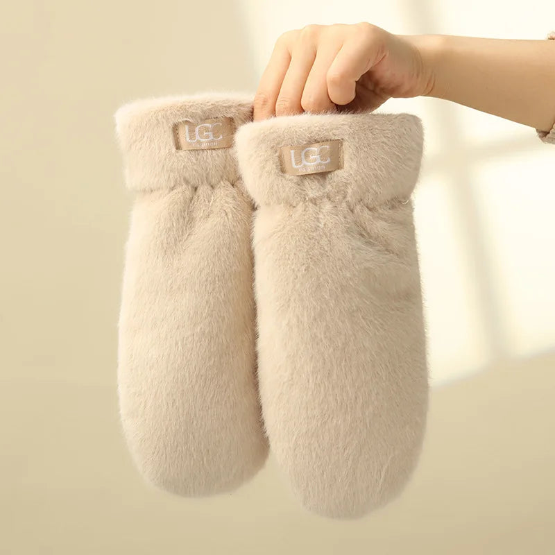 Plush Fluffy Gloves ColdProtection Windproof Thick Mittens Winter Warm Furry Gloves for Women Lovely Soft Outdoor Cycling Gloves