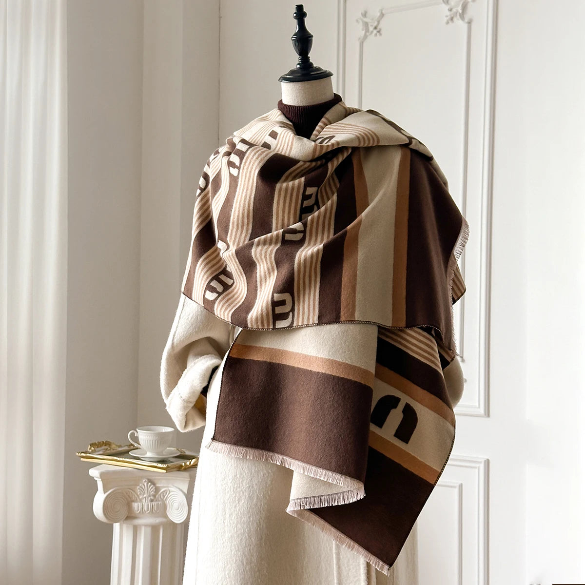 New Brand Elegance Two-Sided Print Scarf Soft Warm Fringe Pashmina Shawl Autumn and Winter Outdoor Coldproof Windproof Blanket