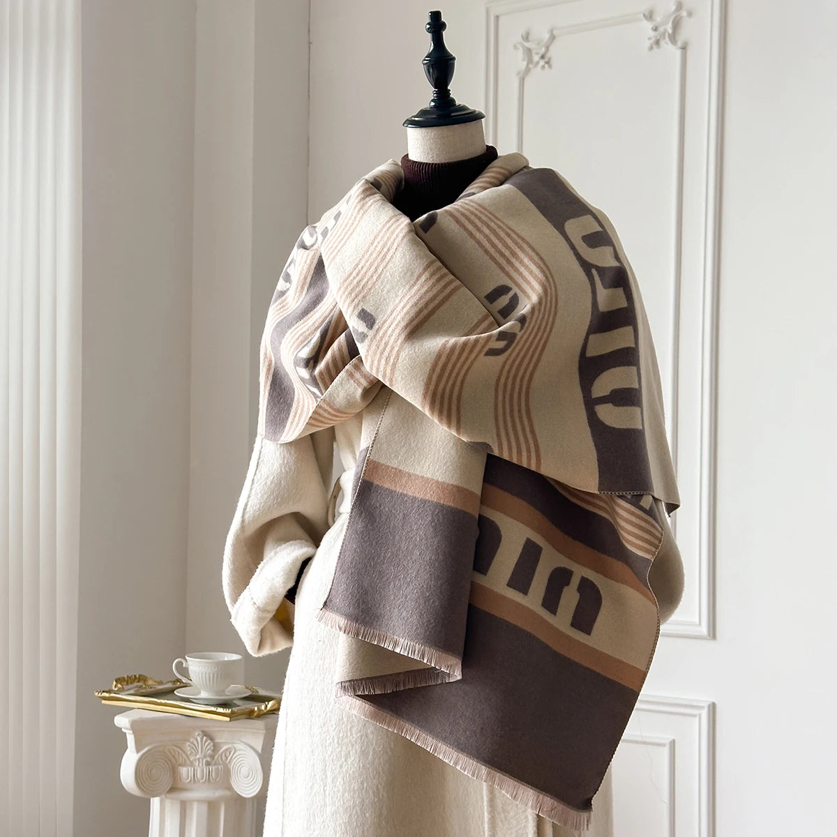 New Brand Elegance Two-Sided Print Scarf Soft Warm Fringe Pashmina Shawl Autumn and Winter Outdoor Coldproof Windproof Blanket