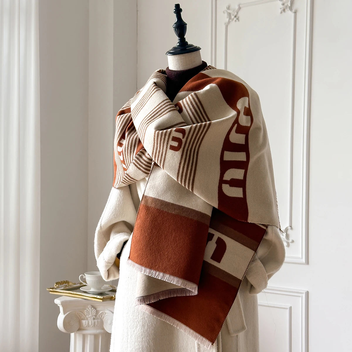 New Brand Elegance Two-Sided Print Scarf Soft Warm Fringe Pashmina Shawl Autumn and Winter Outdoor Coldproof Windproof Blanket